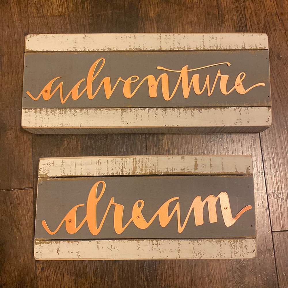 Home Decor - Adventure and Dream Wooden Signs